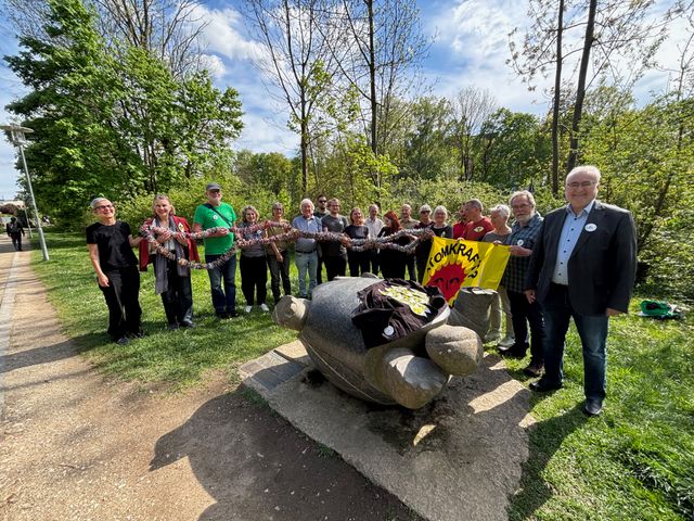 Schildkröte und Kraniche erinnern in Bamberg an Tschernobyl
