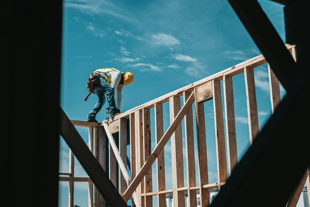 Bericht über die Zwischenergebnisse der Pilotprojekte zum Gebäudetyp E